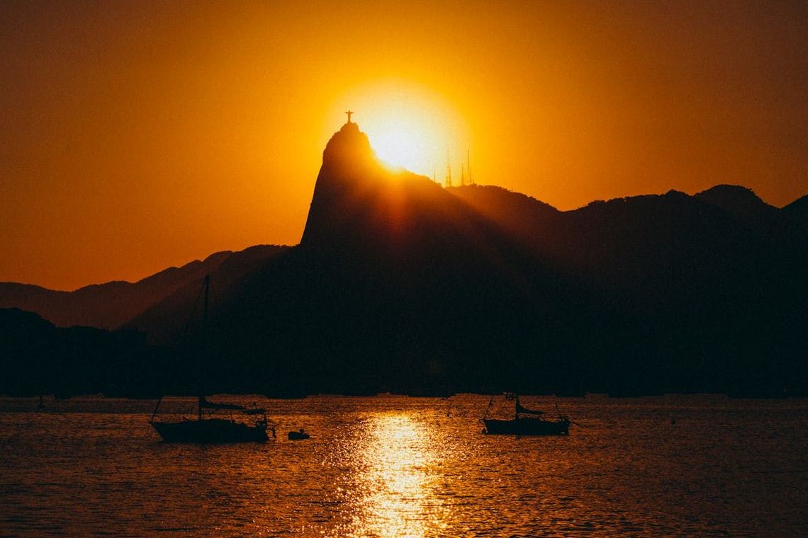 What currency does Brazil use? Everything you need to know before traveling